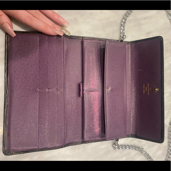 SOLD ✨Auth✨ Louis Vuitton Epi Crossbody - Picture 10 of 15